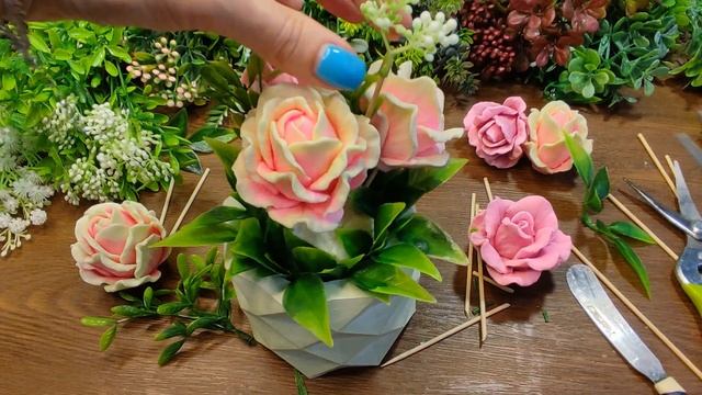 Букет из мыльных роз в гипсовом кашпо - Мыловарение от ТакКруто - Как собрать мыльный букет