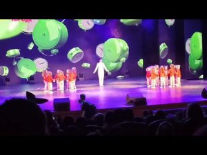 танец группы Фокус, отчетное мероприятие.