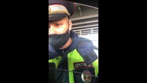 Девушка поставила на место неадекватного сотрудника ДПС ГИБДД