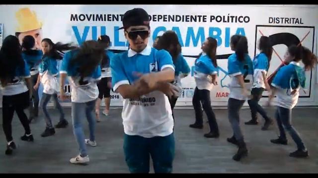 Guido al ritmo de tu Papá смотреть онлайн