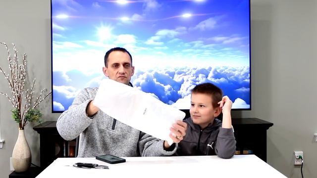 Открываем Новые Потерянные Посылки. Что же мы нашли в этот раз... Очень Крутая Распаковка... смотреть онлайн