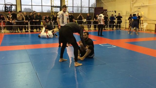 Мухаммад Курбанов vs Роман Емельянов (NO-GI) Rock'N'Rolling 8