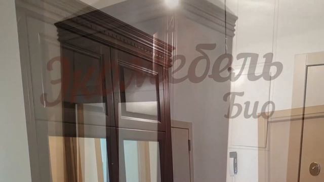 Шкаф с антресолью в прихожую из массива производства "Экомебель БИО" - https://ecomebelbio.ru/