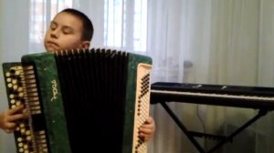 Апипа на баяне