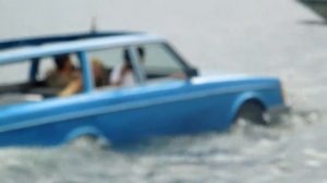 ПЛАВАЮЩИЙ АВТОМОБИЛЬ!