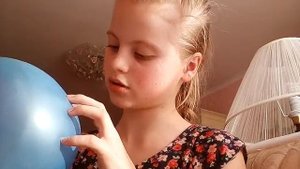 Вдыхаю гелий/Смешной голос/Шарики