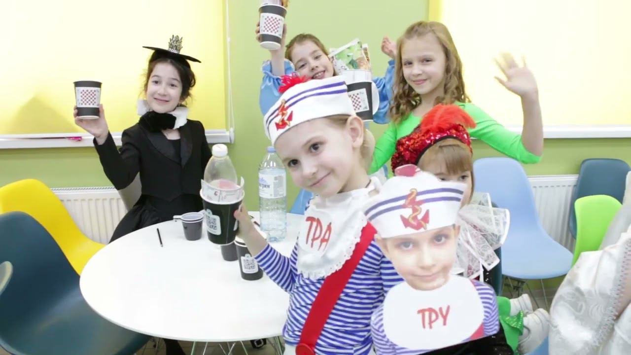 2022 04 Алиса в Зазеркалье - презентация игры