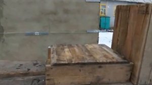 Строительные леса из панцирной кровати.