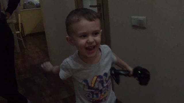 Димка и монстртрак.mp4