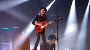 James Bay - Hold Back The River (25.02.2016) - Live at The BRIT Awards 2016