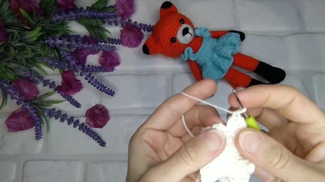МК Вязаная Лисичка-Люся!!! Часть-2я, туловище, оформление, сарафанчик!!!#вязаныеигрушки #лисичка смотреть онлайн