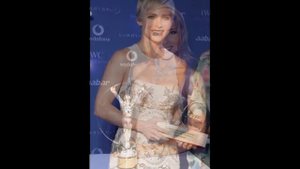 Эльза Патаки (Elsa Pataky)