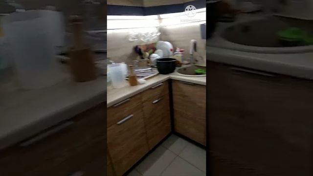 Линейный  светодиодный светильник. Освещение рабочей зоны кухни .