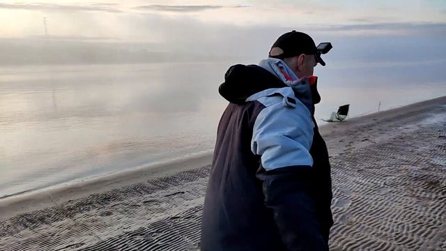 Рыбалка на фидер в мае. Весенний клев в Смирино. Бешеный клев плотвы и леща. Рыбалка на Волге