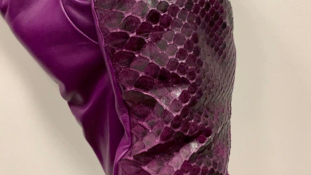 Перчатки из кожи питона, модель Глинка