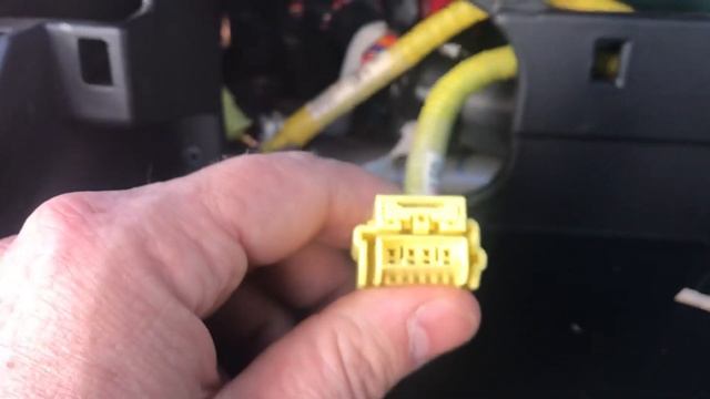 Toyota Prius passenger airbag deactivate смотреть онлайн