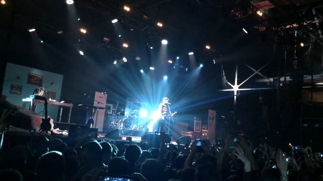 Noize MC - Питерские крыши смотреть онлайн