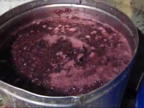 Вино из Подмосковного винограда Изабелла. смотреть онлайн