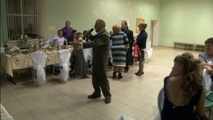 Дедушка на свадьбе внучке поет Черноморочку