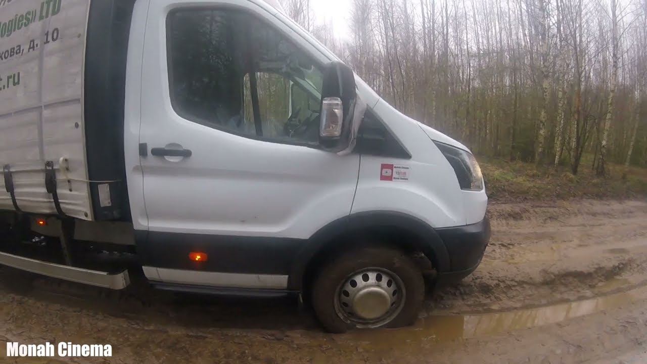 Застрял в деревне на грузовике А выручили Александр и Иван вытащить Форд Транзит смотреть онлайн