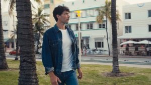 Cinematic Fashion Model Shoot with Sony A7IV and Sigma 24-70 mm. in 4K