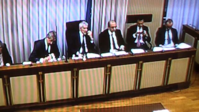 Banche venete, Consoli: “Visco caldeggiò fusione” смотреть онлайн