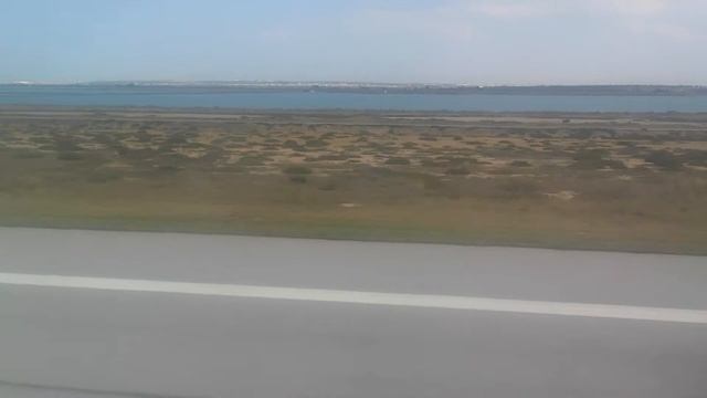 Lądowanie na lotnisku w Tunezji / Посадка в Тунисе (аэропорт Монастир) смотреть онлайн