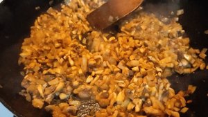 Курица в сливочно-грибном соусе | Простой и быстрый рецепт