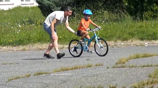 ПОДАРИЛИ НА ДЕНЬ РОЖДЕНИЯ ВЕЛОСИПЕД! ИЗ ДЕКАТЛОНА смотреть онлайн