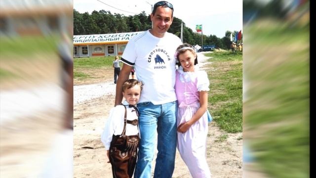 С Днем рождения, пап! (поздравление Александру Шестуну от дочери) смотреть онлайн