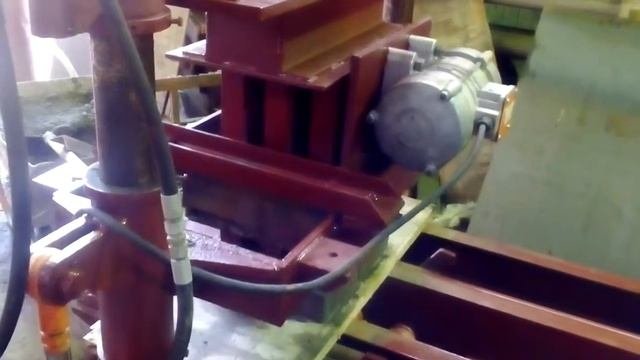Вибропресс Монолит -100, Плитка 6 кирпичей