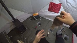 РЫБАЛКА НА КАРАСЯ ЗИМОЙ С НОЧЕВКОЙ. ОДИН НА ЛЬДУ.  ПОДВОДНЫЕ СЪЕМКИ.