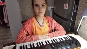 Игра на  синтезаторе для детей. Урок второй.