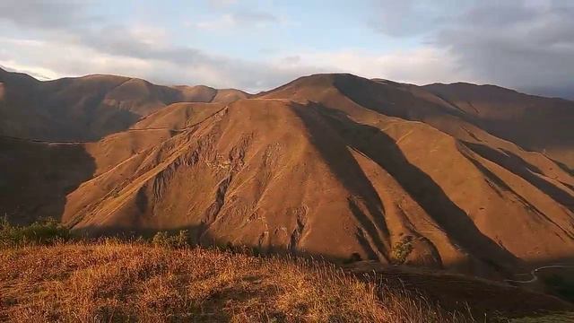 Генух,Горные леса и поля!Красота которая находится высоко в горах