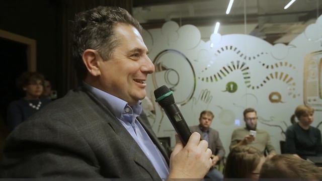 Митап ФОМ с Сергеем Паранько. Новый творческий ренессанс и роль машинного интеллекта в его начале смотреть онлайн