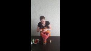 Букет из клубники на основе за 10 минут. Фуд-флористика. Обучение.mp4