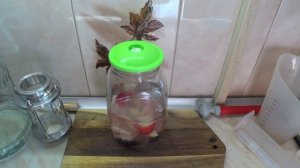 Рецепт настойки на самогоне. "Персиковый каприз". Просто и бюджетно! А употреблять очень приятно.