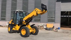 Телескопический погрузчик QUADTRAC WL100T