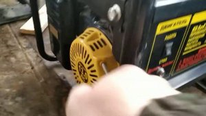 Генератор Huter DY6500L работает как часики