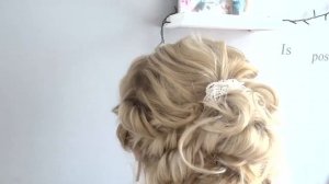 Прическа на выпускной 2018/ Низкий пучок/  прическа в домашних условиях