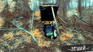 Моя первая землянка в лесу, снегопад и новая печь, лесной лагерь без разговоров.