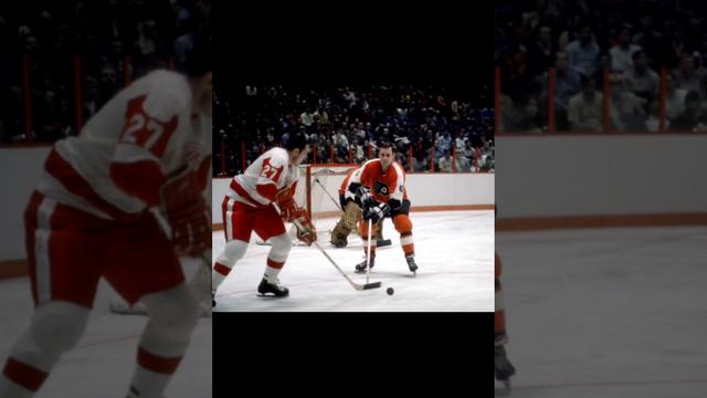 WAYNE HILLMAN first NHL game = Stanley Cup win with 1961 Chicago Black Hawks смотреть онлайн