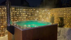 Купель с подсветкой воды и без - с дополнительным освещением участка