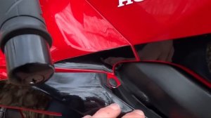 как снять пластик на honda cbr600rr 2003