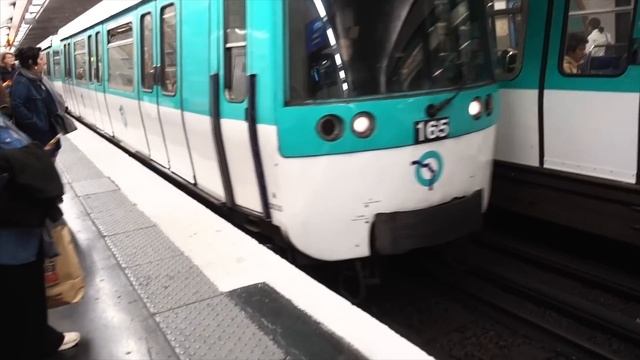 ЖИЗНЬ В ПАРИЖЕ / Электроскутер, Икеа, Университет и Прачечная смотреть онлайн