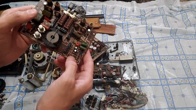 Магнитофон маяк 203 разбор на драгметаллы.