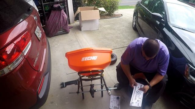 Putting together ECHO RB 80 Spreader смотреть онлайн