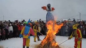 Сжигание чучела на масленицу