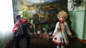 "Рассыпала Маланья бобы" русская народная песня. Чебаненко Виктория 10 лет.