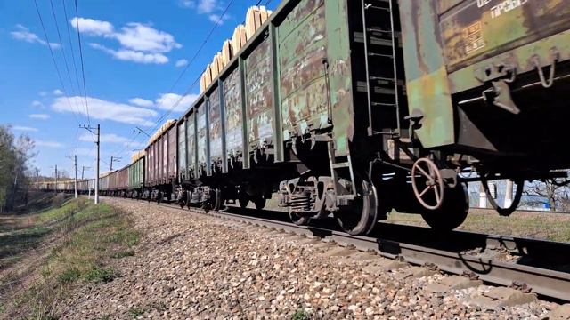 Грузовой поезд ВЛ11М-415А на БМО смотреть онлайн